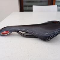 sella Italia carbonio