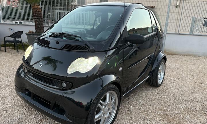 Smart ForTwo 700 coupé Brabus (55 kW)