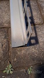 profilo gocciolatoio