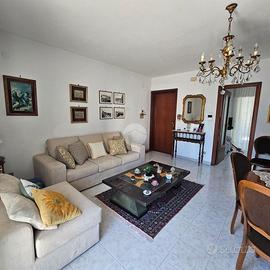 4 LOCALI A MONTESARCHIO