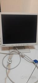 Monitor computer 19"