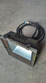 Faro professionale OSRAM Halodium 250W IP66