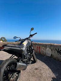 Leoncino Scrambler 250