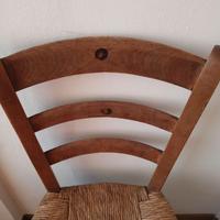 sedia vintage con marchio