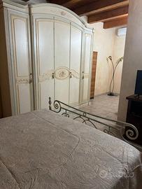 Camera da letto completa