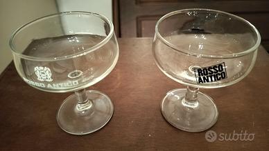 12 calici con la scritta Rosso Antico