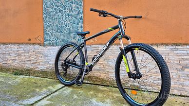 Wheelie bike rockrider st530