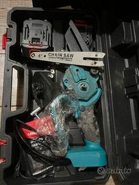 Motosega a batteria da riparare