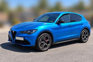 Alfa Romeo Stelvio Q4 Veloce – Blu metallizzato