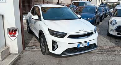 KIA STONIC 1.2 B/GPL-RETROC-KM 40.000
