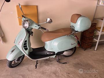 Vespa 300 GTS hpe