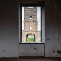 Villa Storica da Ristrutturare con Giardino