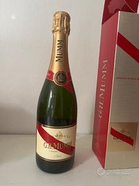 Bottiglia di vino da collezione