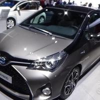 Yaris hybrid 2016 ricambi