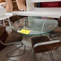 Tavolo in vetro con 4 sedie