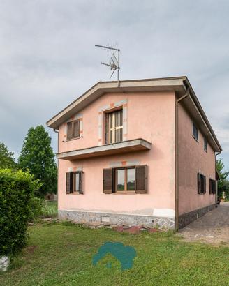 Villa unifamiliare ampia metratura
