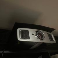 Video proiettore JVC DLA HD1 full HD con telo