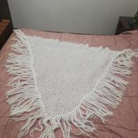 Scialle bianco triangolare lana 