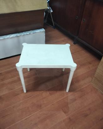 tavolino Ikea e sediolina