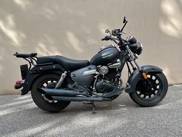 Keeway motor Superlight 125 2021