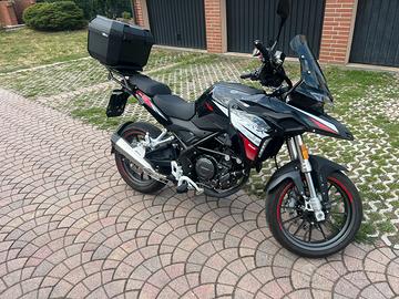 Benelli TRK 251 – Fine maggio 2021 – Solo 2.500 km