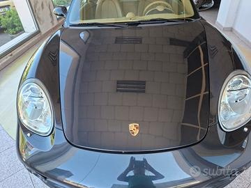 Porsche Cayman 2.7