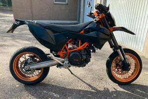 KtM smc r 690 motard