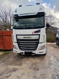 Trattore stradale Daf xf Daf 530