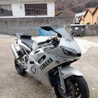 Yamaha YZF R6 - 2000