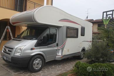 Camper Mansardato Challenger 43GF Anno Giugno 2011