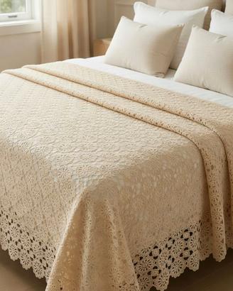 Coperta/copriletto matrimoniale realizzata a mano