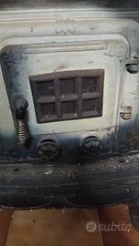 stufa anticata in  ghisa