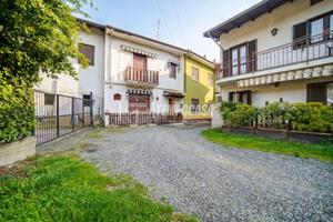 MARANO TICINO - TERRATETTO CON GIARDINO E BOX