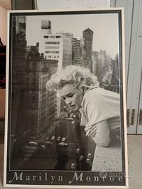 Marilyn Monroe poster cornice