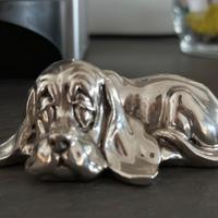 Scultura cane bassotto