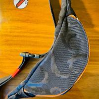 Marsupio handmade in tessuto nero damascato