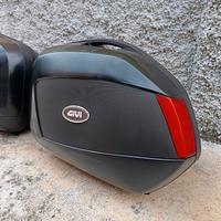 Valigie laterali GIVI V35