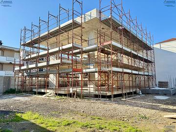 Villa capofila di ampie metrature con cantinola