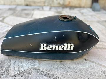 Serbatoio carburante originale Benelli d’epoca