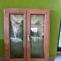 Finestra in pvc due ante