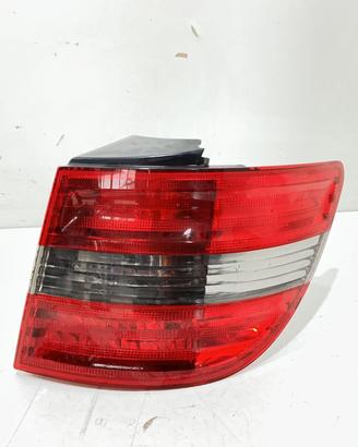 STOP FANALE FANALINO POSTERIORE DESTRO MERCEDES Cl