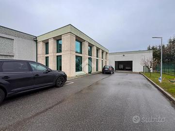 MAGAZZINO A DESENZANO DEL GARDA