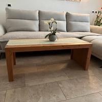 Tavolino in legno massiccio
