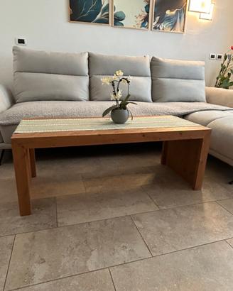 Tavolino in legno massiccio