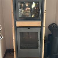 Stufa a legna con forno
