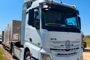 Mercedes actros 1845