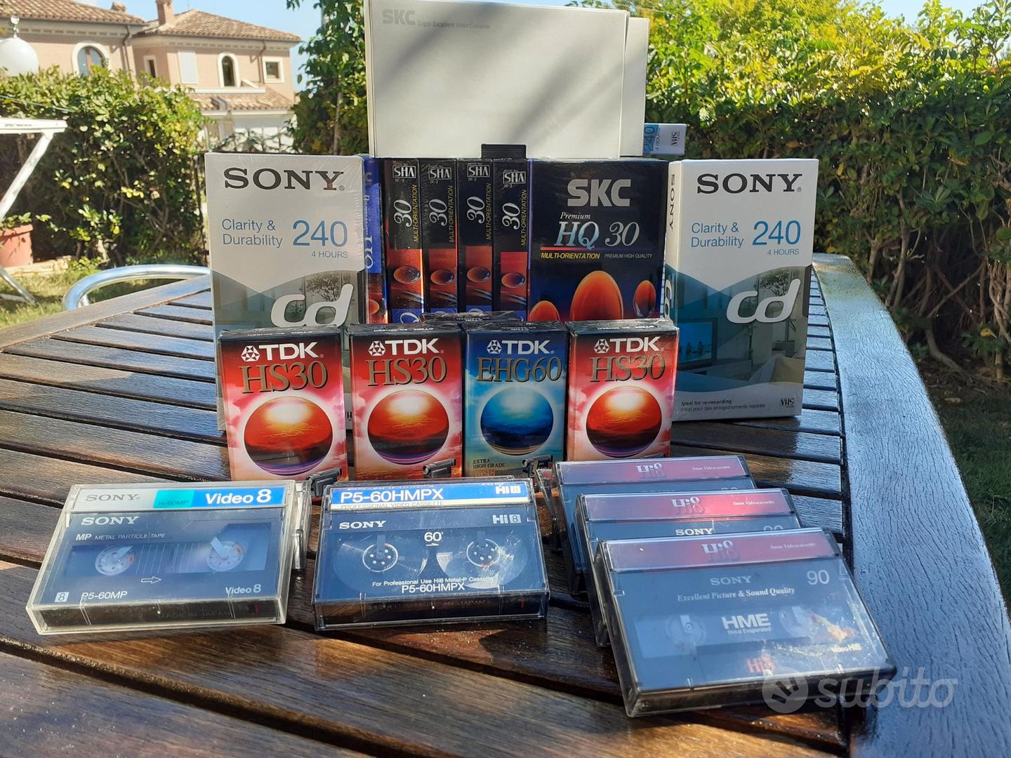 Cassette NUOVE VIDEO 8VHSVHSc Audio/Video In vendita a Macerata