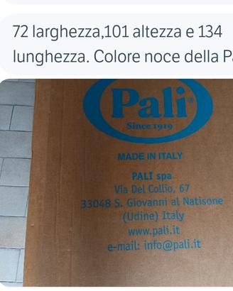 lettino con sponda regolabile.