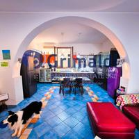 Casa indipendente ristrutturata 5 vani [PM/7]