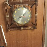 Orologio da parete artigianale in legno e corda